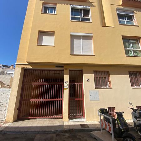 Torremolinos Centro - Beautiful , Newly Renovated 2 Bedroom Apartment Kültér fotó