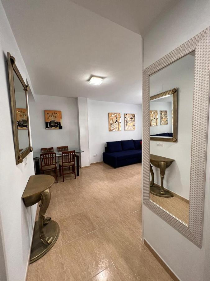 Torremolinos Centro - Beautiful , Newly Renovated 2 Bedroom Apartment Kültér fotó