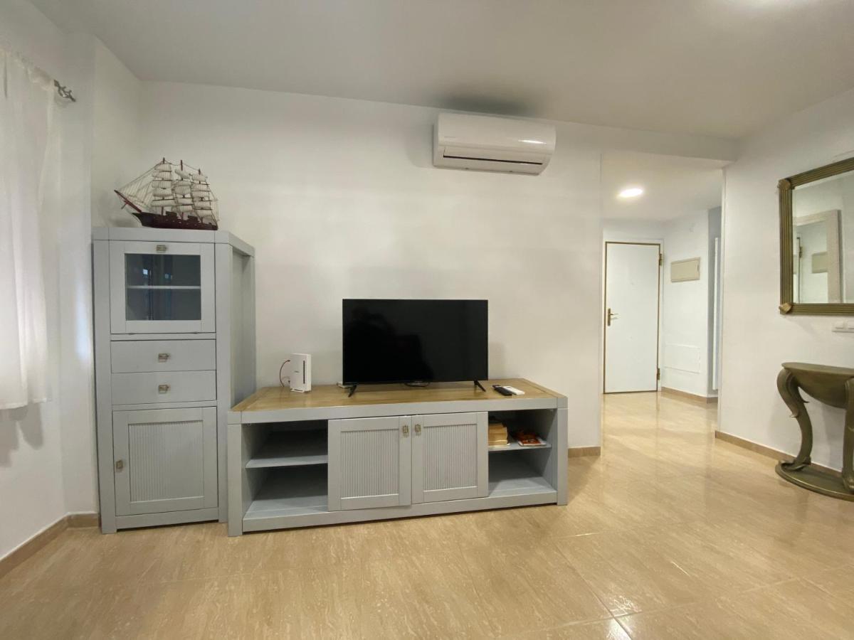 Torremolinos Centro - Beautiful , Newly Renovated 2 Bedroom Apartment Kültér fotó